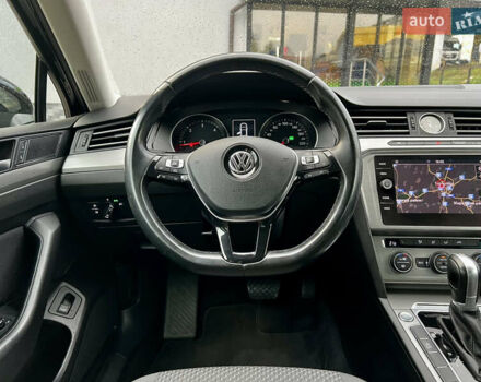 Черный Фольксваген Пассат, объемом двигателя 1.97 л и пробегом 306 тыс. км за 14750 $, фото 66 на Automoto.ua