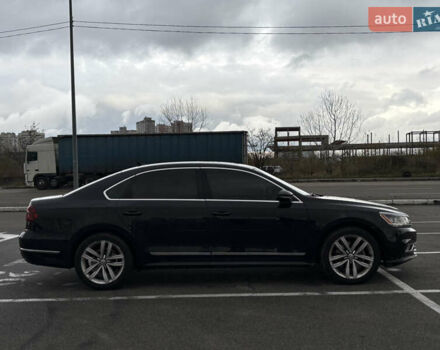 Черный Фольксваген Пассат, объемом двигателя 1.8 л и пробегом 146 тыс. км за 13500 $, фото 4 на Automoto.ua