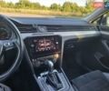 Черный Фольксваген Пассат, объемом двигателя 1.8 л и пробегом 240 тыс. км за 14200 $, фото 28 на Automoto.ua