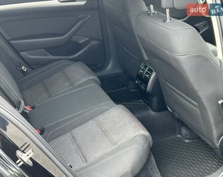 Чорний Фольксваген Пассат, об'ємом двигуна 1.97 л та пробігом 135 тис. км за 20000 $, фото 17 на Automoto.ua