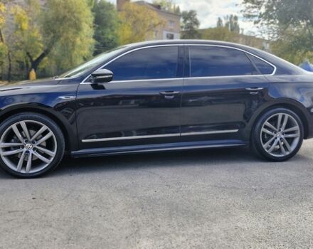 Чорний Фольксваген Пассат, об'ємом двигуна 1 л та пробігом 121 тис. км за 15500 $, фото 4 на Automoto.ua