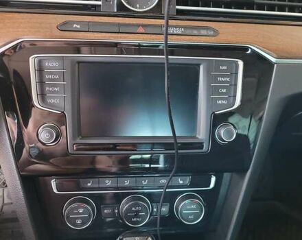 Черный Фольксваген Пассат, объемом двигателя 1.97 л и пробегом 111 тыс. км за 26900 $, фото 9 на Automoto.ua