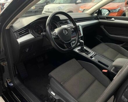 Черный Фольксваген Пассат, объемом двигателя 1.6 л и пробегом 313 тыс. км за 13490 $, фото 18 на Automoto.ua