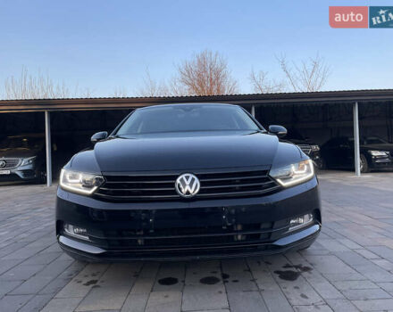 Черный Фольксваген Пассат, объемом двигателя 1.97 л и пробегом 212 тыс. км за 20000 $, фото 4 на Automoto.ua