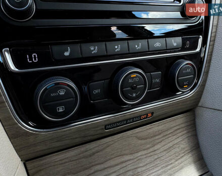 Чорний Фольксваген Пассат, об'ємом двигуна 1.8 л та пробігом 72 тис. км за 15500 $, фото 26 на Automoto.ua