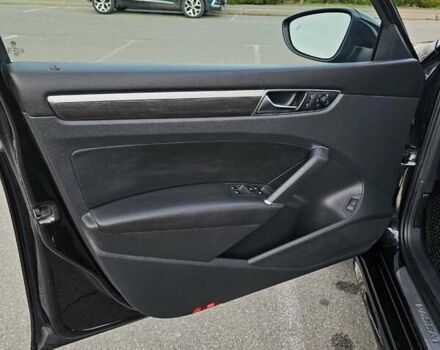 Черный Фольксваген Пассат, объемом двигателя 1.98 л и пробегом 200 тыс. км за 10800 $, фото 24 на Automoto.ua