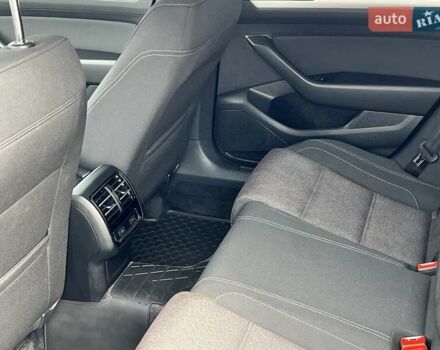 Чорний Фольксваген Пассат, об'ємом двигуна 1.97 л та пробігом 135 тис. км за 20000 $, фото 16 на Automoto.ua