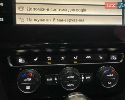 Черный Фольксваген Пассат, объемом двигателя 1.97 л и пробегом 212 тыс. км за 20000 $, фото 19 на Automoto.ua