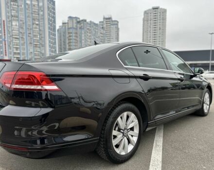 Черный Фольксваген Пассат, объемом двигателя 1.6 л и пробегом 128 тыс. км за 16300 $, фото 5 на Automoto.ua