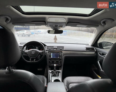 Черный Фольксваген Пассат, объемом двигателя 1.98 л и пробегом 132 тыс. км за 16900 $, фото 18 на Automoto.ua