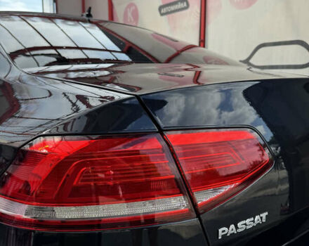 Черный Фольксваген Пассат, объемом двигателя 1.6 л и пробегом 255 тыс. км за 14500 $, фото 13 на Automoto.ua