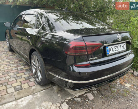 Черный Фольксваген Пассат, объемом двигателя 1.8 л и пробегом 149 тыс. км за 12500 $, фото 5 на Automoto.ua