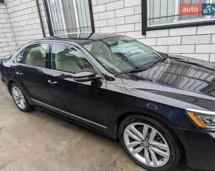 Черный Фольксваген Пассат, объемом двигателя 1.8 л и пробегом 151 тыс. км за 14500 $, фото 7 на Automoto.ua