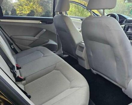 Чорний Фольксваген Пассат, об'ємом двигуна 1.8 л та пробігом 135 тис. км за 12500 $, фото 11 на Automoto.ua