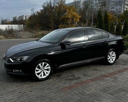 Черный Фольксваген Пассат, объемом двигателя 1.97 л и пробегом 179 тыс. км за 18000 $, фото 3 на Automoto.ua