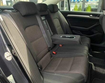 Черный Фольксваген Пассат, объемом двигателя 1.6 л и пробегом 313 тыс. км за 13490 $, фото 20 на Automoto.ua