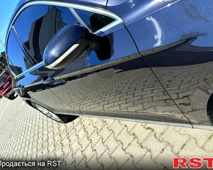 Чорний Фольксваген Пассат, об'ємом двигуна 2 л та пробігом 230 тис. км за 18800 $, фото 1 на Automoto.ua