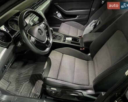 Чорний Фольксваген Пассат, об'ємом двигуна 1.97 л та пробігом 207 тис. км за 17900 $, фото 6 на Automoto.ua