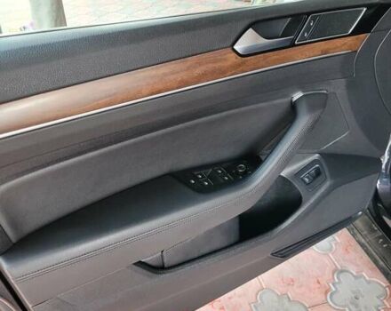 Черный Фольксваген Пассат, объемом двигателя 1.97 л и пробегом 111 тыс. км за 26900 $, фото 5 на Automoto.ua