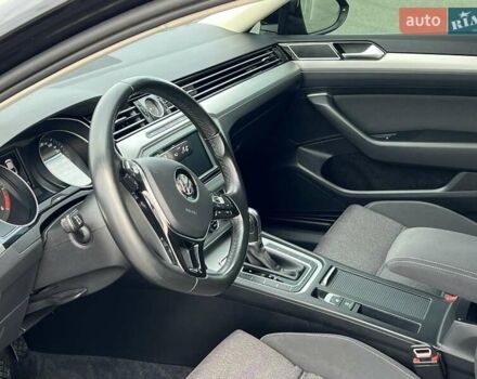 Чорний Фольксваген Пассат, об'ємом двигуна 1.97 л та пробігом 135 тис. км за 20000 $, фото 13 на Automoto.ua