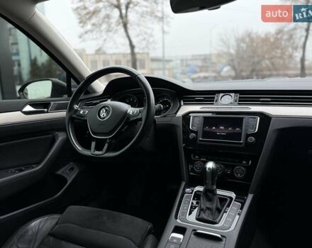 Чорний Фольксваген Пассат, об'ємом двигуна 1.8 л та пробігом 117 тис. км за 20700 $, фото 9 на Automoto.ua