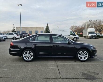 Черный Фольксваген Пассат, объемом двигателя 1.98 л и пробегом 200 тыс. км за 10800 $, фото 12 на Automoto.ua