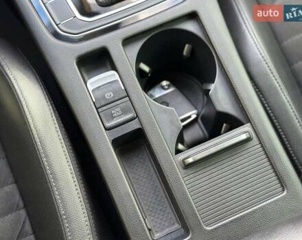 Черный Фольксваген Пассат, объемом двигателя 2 л и пробегом 181 тыс. км за 21990 $, фото 29 на Automoto.ua