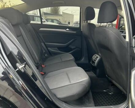 Черный Фольксваген Пассат, объемом двигателя 1.97 л и пробегом 179 тыс. км за 18000 $, фото 11 на Automoto.ua