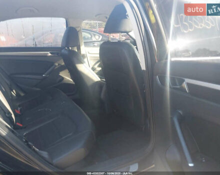 Черный Фольксваген Пассат, объемом двигателя 1.8 л и пробегом 88 тыс. км за 2000 $, фото 6 на Automoto.ua