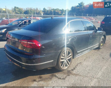 Черный Фольксваген Пассат, объемом двигателя 1.8 л и пробегом 88 тыс. км за 2000 $, фото 2 на Automoto.ua