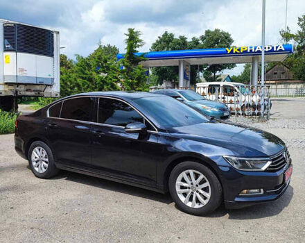 Черный Фольксваген Пассат, объемом двигателя 1.6 л и пробегом 255 тыс. км за 14500 $, фото 10 на Automoto.ua