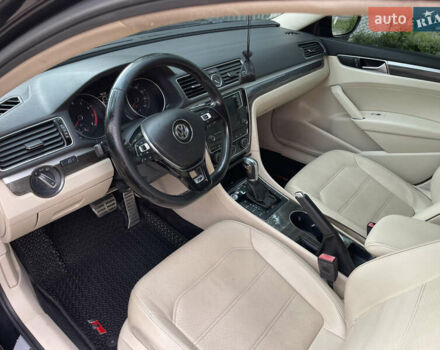 Черный Фольксваген Пассат, объемом двигателя 1.8 л и пробегом 149 тыс. км за 12500 $, фото 16 на Automoto.ua