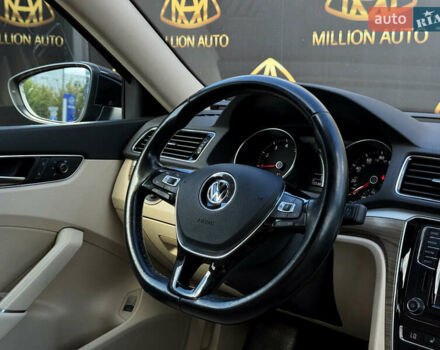 Чорний Фольксваген Пассат, об'ємом двигуна 1.8 л та пробігом 72 тис. км за 15500 $, фото 16 на Automoto.ua