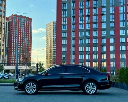 Черный Фольксваген Пассат, объемом двигателя 1.8 л и пробегом 188 тыс. км за 14700 $, фото 7 на Automoto.ua