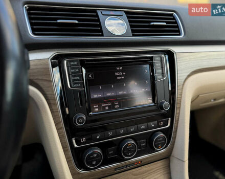 Чорний Фольксваген Пассат, об'ємом двигуна 1.8 л та пробігом 72 тис. км за 15500 $, фото 23 на Automoto.ua