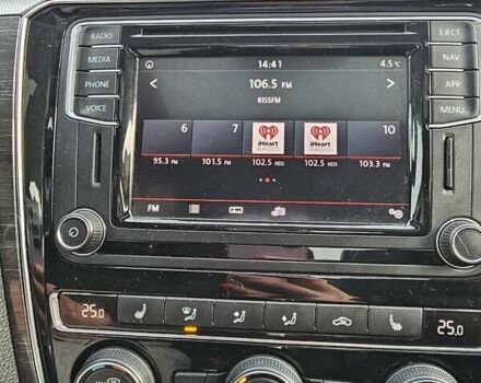 Черный Фольксваген Пассат, объемом двигателя 1.98 л и пробегом 200 тыс. км за 10800 $, фото 31 на Automoto.ua