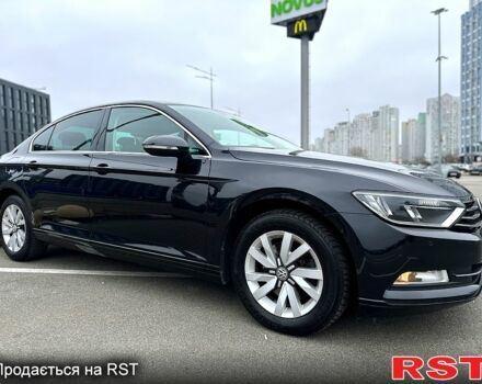 Чорний Фольксваген Пассат, об'ємом двигуна 1.6 л та пробігом 128 тис. км за 16300 $, фото 4 на Automoto.ua