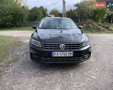 Черный Фольксваген Пассат, объемом двигателя 2 л и пробегом 261 тыс. км за 13200 $, фото 2 на Automoto.ua