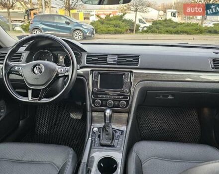 Черный Фольксваген Пассат, объемом двигателя 1.98 л и пробегом 200 тыс. км за 10800 $, фото 20 на Automoto.ua