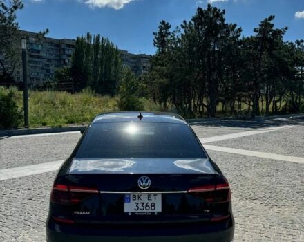 Черный Фольксваген Пассат, объемом двигателя 1.8 л и пробегом 123 тыс. км за 15500 $, фото 2 на Automoto.ua