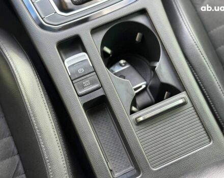 Чорний Фольксваген Пассат, об'ємом двигуна 2 л та пробігом 181 тис. км за 21990 $, фото 29 на Automoto.ua