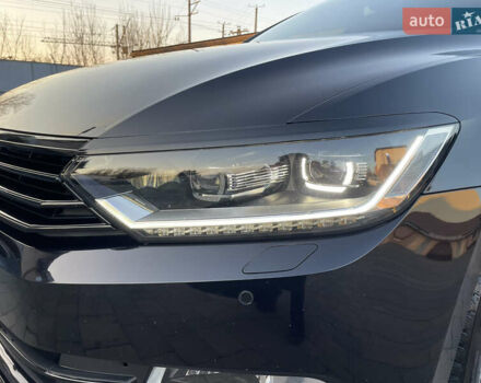 Черный Фольксваген Пассат, объемом двигателя 1.97 л и пробегом 212 тыс. км за 20000 $, фото 2 на Automoto.ua