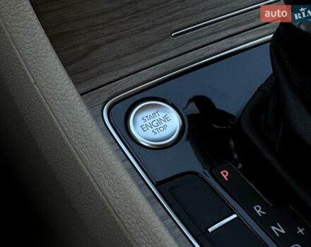 Чорний Фольксваген Пассат, об'ємом двигуна 1.8 л та пробігом 72 тис. км за 15500 $, фото 28 на Automoto.ua