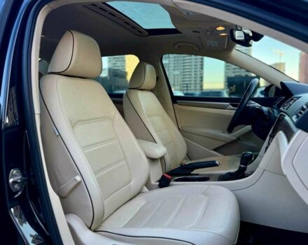 Черный Фольксваген Пассат, объемом двигателя 1.8 л и пробегом 188 тыс. км за 14700 $, фото 19 на Automoto.ua