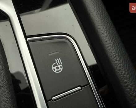 Черный Фольксваген Пассат, объемом двигателя 1.97 л и пробегом 239 тыс. км за 20990 $, фото 17 на Automoto.ua