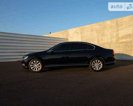 Черный Фольксваген Пассат, объемом двигателя 1.8 л и пробегом 110 тыс. км за 23500 $, фото 4 на Automoto.ua