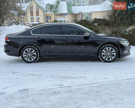 Черный Фольксваген Пассат, объемом двигателя 1.6 л и пробегом 288 тыс. км за 13400 $, фото 4 на Automoto.ua
