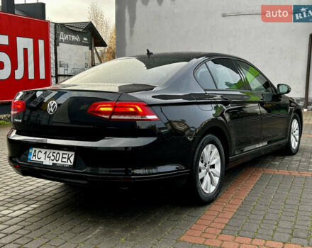 Черный Фольксваген Пассат, объемом двигателя 1.97 л и пробегом 306 тыс. км за 14750 $, фото 25 на Automoto.ua