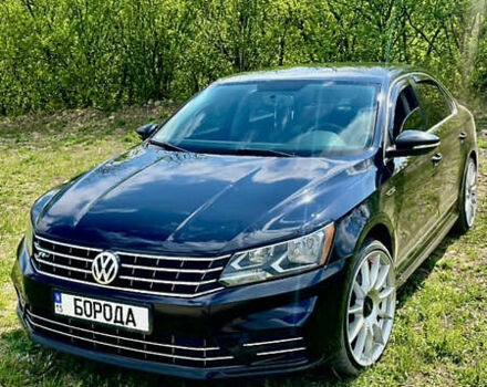 Черный Фольксваген Пассат, объемом двигателя 1.8 л и пробегом 150 тыс. км за 16500 $, фото 6 на Automoto.ua