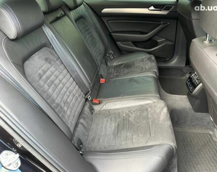 Чорний Фольксваген Пассат, об'ємом двигуна 2 л та пробігом 181 тис. км за 21990 $, фото 19 на Automoto.ua